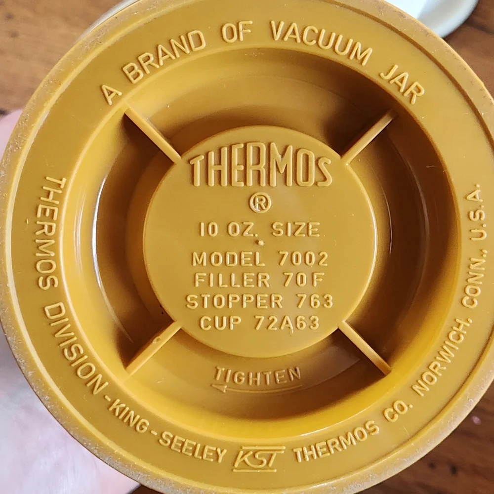 Vintage Thermos Brand Insulated Food Jars – 1970s Retro Mustard & Red